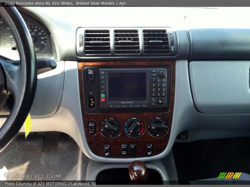 Brilliant Silver Metallic / Ash 2000 Mercedes-Benz ML 430 4Matic