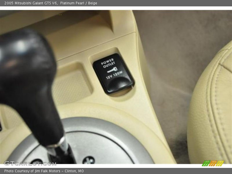 Platinum Pearl / Beige 2005 Mitsubishi Galant GTS V6