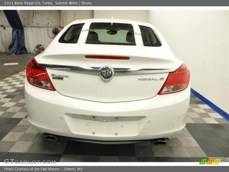 Summit White / Ebony 2011 Buick Regal CXL Turbo