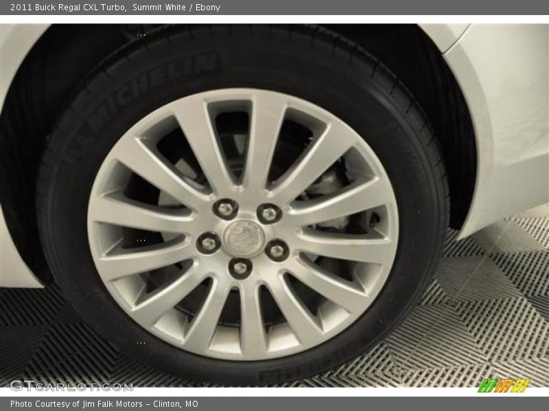 Summit White / Ebony 2011 Buick Regal CXL Turbo