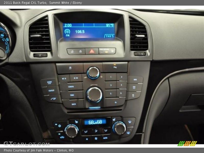 Summit White / Ebony 2011 Buick Regal CXL Turbo