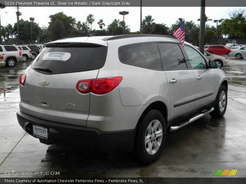 Silver Ice Metallic / Dark Gray/Light Gray 2010 Chevrolet Traverse LS