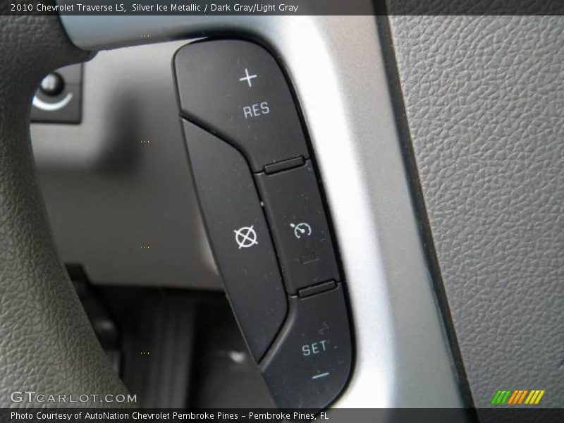 Silver Ice Metallic / Dark Gray/Light Gray 2010 Chevrolet Traverse LS