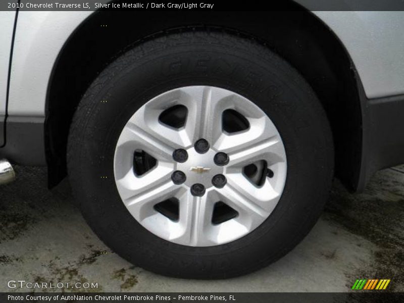 Silver Ice Metallic / Dark Gray/Light Gray 2010 Chevrolet Traverse LS