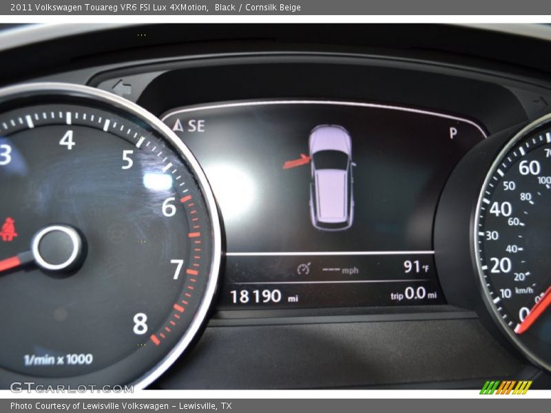 Black / Cornsilk Beige 2011 Volkswagen Touareg VR6 FSI Lux 4XMotion