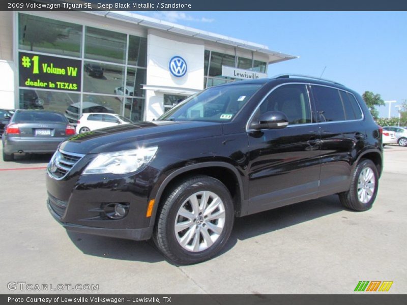 Deep Black Metallic / Sandstone 2009 Volkswagen Tiguan SE