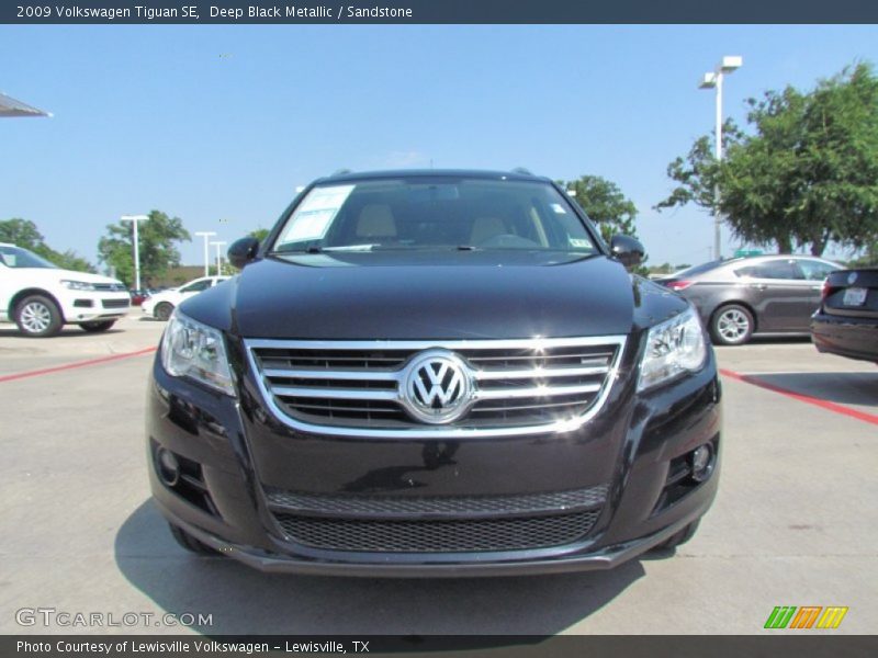 Deep Black Metallic / Sandstone 2009 Volkswagen Tiguan SE