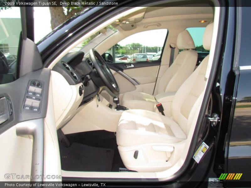 Deep Black Metallic / Sandstone 2009 Volkswagen Tiguan SE