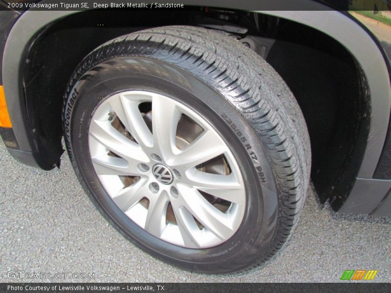 Deep Black Metallic / Sandstone 2009 Volkswagen Tiguan SE