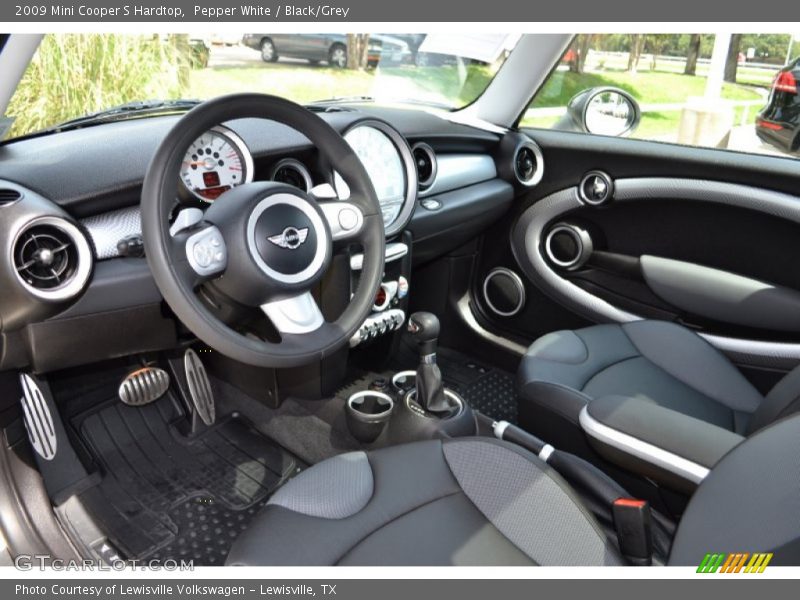 Pepper White / Black/Grey 2009 Mini Cooper S Hardtop