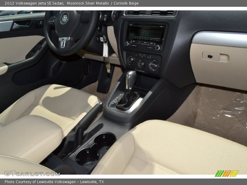 Moonrock Silver Metallic / Cornsilk Beige 2013 Volkswagen Jetta SE Sedan