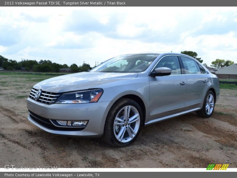 Tungsten Silver Metallic / Titan Black 2013 Volkswagen Passat TDI SE