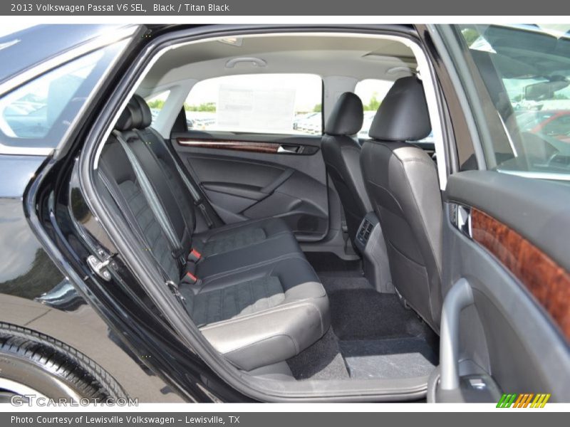 Black / Titan Black 2013 Volkswagen Passat V6 SEL