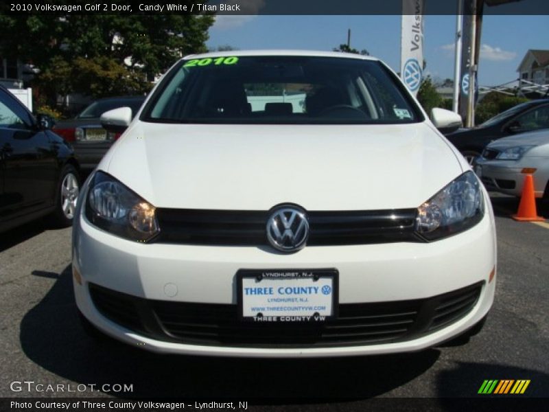 Candy White / Titan Black 2010 Volkswagen Golf 2 Door