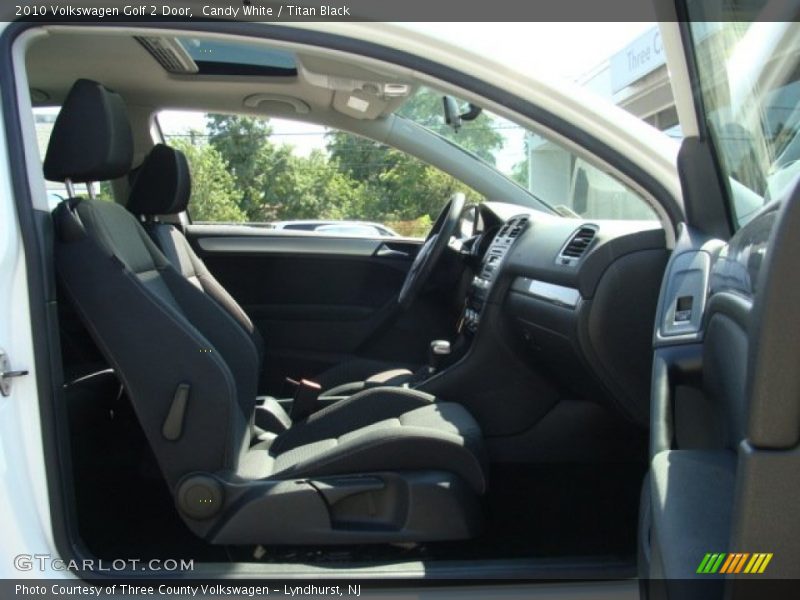 Candy White / Titan Black 2010 Volkswagen Golf 2 Door
