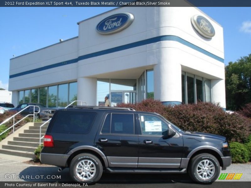 Tuxedo Black Metallic / Charcoal Black/Silver Smoke 2012 Ford Expedition XLT Sport 4x4