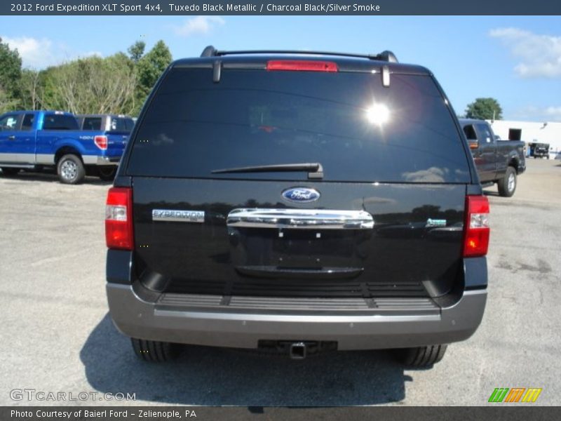 Tuxedo Black Metallic / Charcoal Black/Silver Smoke 2012 Ford Expedition XLT Sport 4x4