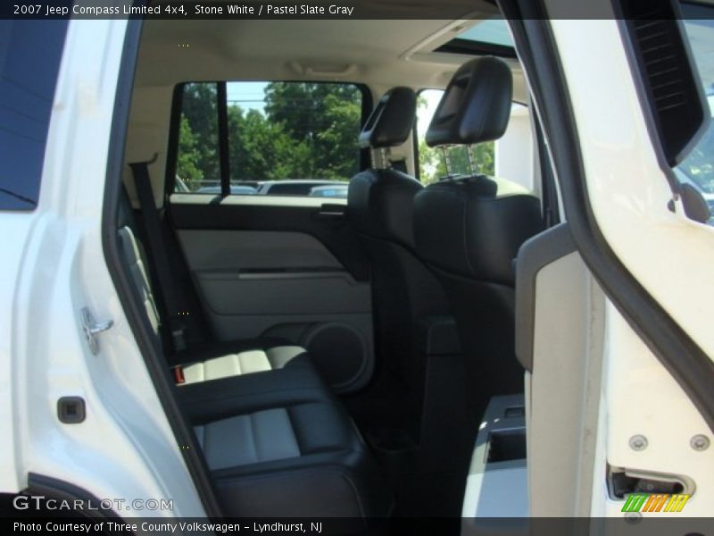 Stone White / Pastel Slate Gray 2007 Jeep Compass Limited 4x4