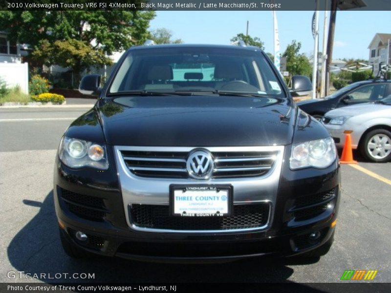 Black Magic Metallic / Latte Macchiatto/St. Tropez 2010 Volkswagen Touareg VR6 FSI 4XMotion