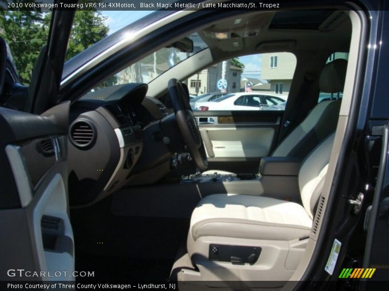 Black Magic Metallic / Latte Macchiatto/St. Tropez 2010 Volkswagen Touareg VR6 FSI 4XMotion