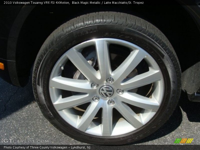 Black Magic Metallic / Latte Macchiatto/St. Tropez 2010 Volkswagen Touareg VR6 FSI 4XMotion