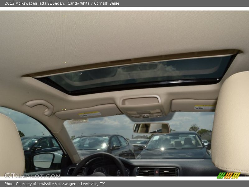 Candy White / Cornsilk Beige 2013 Volkswagen Jetta SE Sedan