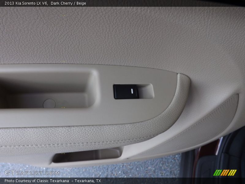 Dark Cherry / Beige 2013 Kia Sorento LX V6