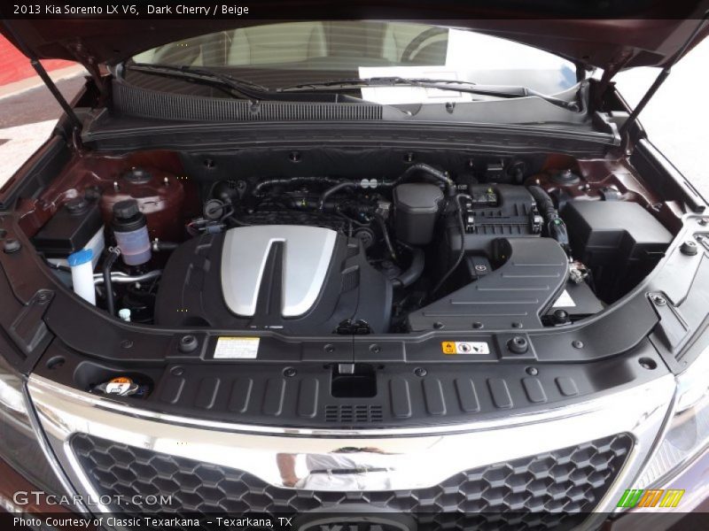 Dark Cherry / Beige 2013 Kia Sorento LX V6