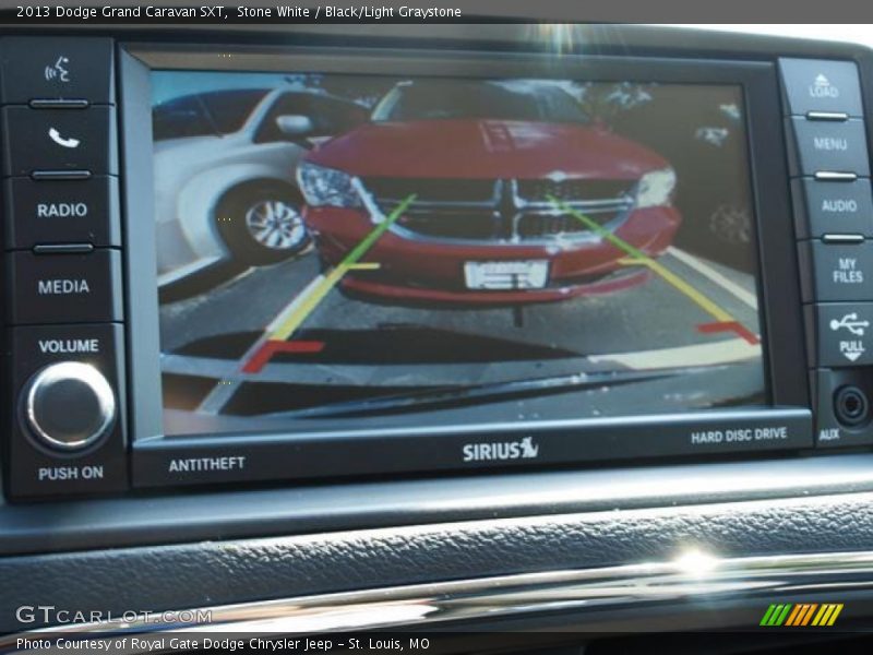 Stone White / Black/Light Graystone 2013 Dodge Grand Caravan SXT
