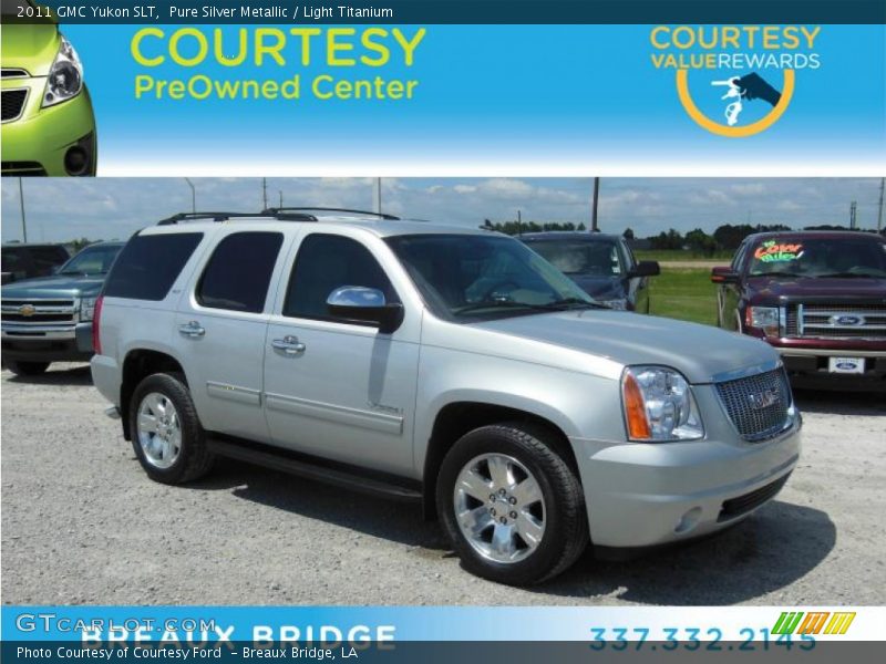 Pure Silver Metallic / Light Titanium 2011 GMC Yukon SLT