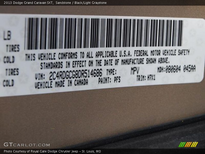 Sandstone / Black/Light Graystone 2013 Dodge Grand Caravan SXT
