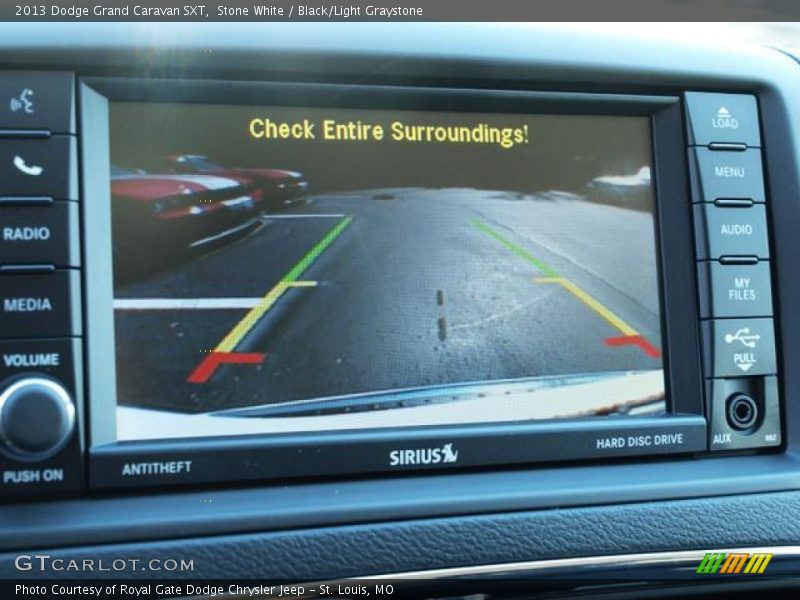 Stone White / Black/Light Graystone 2013 Dodge Grand Caravan SXT