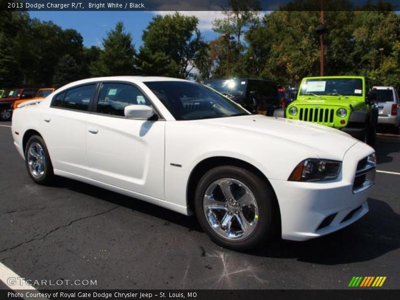 Bright White / Black 2013 Dodge Charger R/T