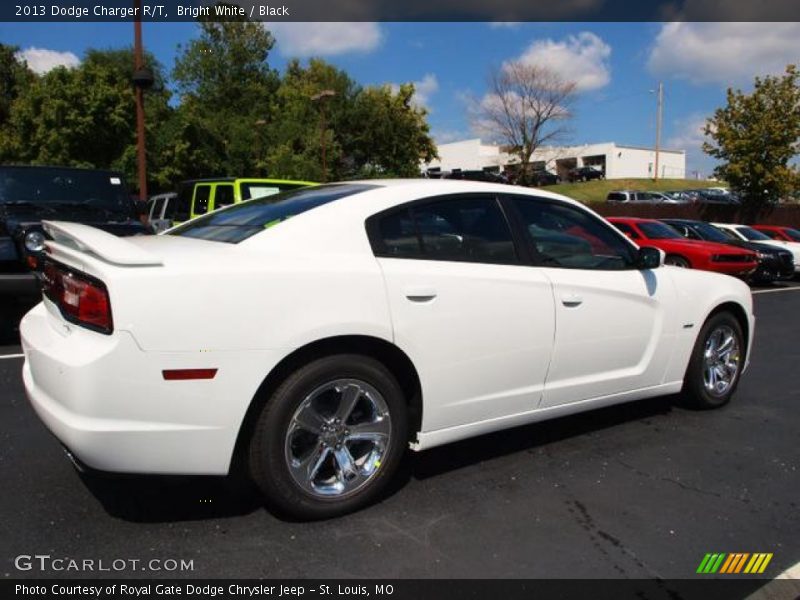 Bright White / Black 2013 Dodge Charger R/T