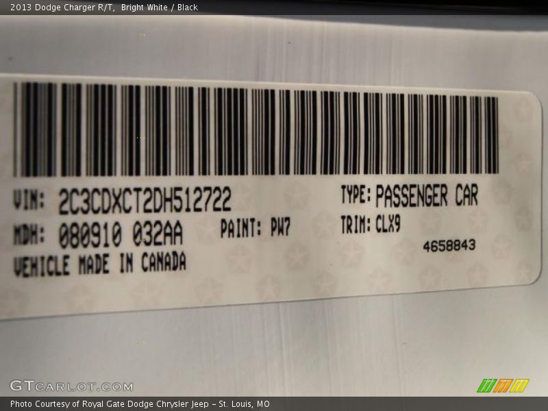 Bright White / Black 2013 Dodge Charger R/T