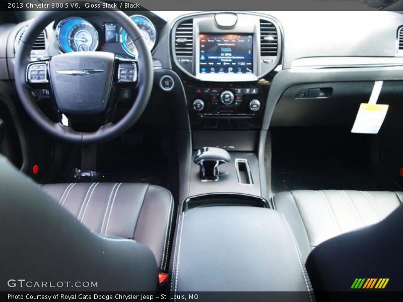 Gloss Black / Black 2013 Chrysler 300 S V6