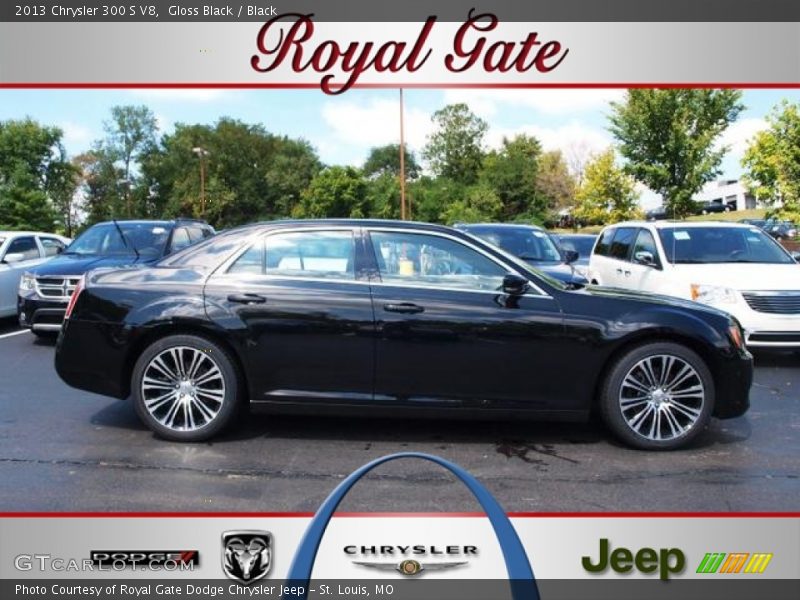 Gloss Black / Black 2013 Chrysler 300 S V8