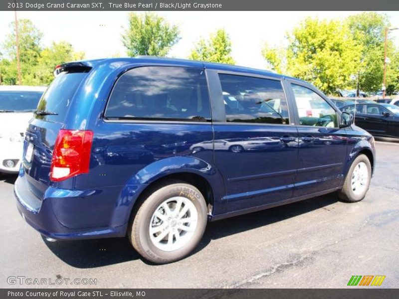 True Blue Pearl / Black/Light Graystone 2013 Dodge Grand Caravan SXT