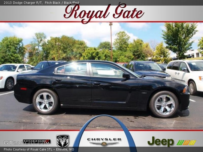 Pitch Black / Black/Red 2013 Dodge Charger R/T