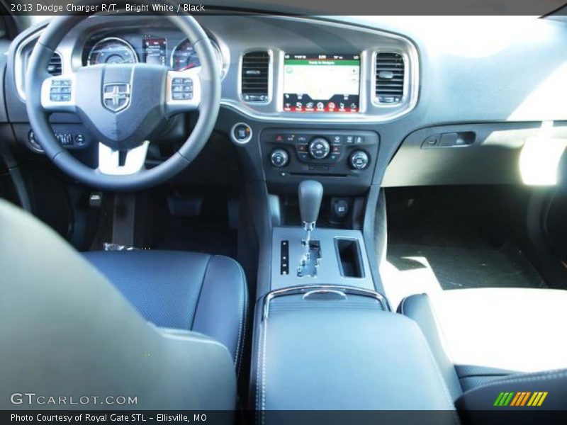 Bright White / Black 2013 Dodge Charger R/T