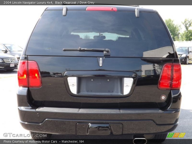 Black Clearcoat / Dove Grey 2004 Lincoln Navigator Luxury 4x4