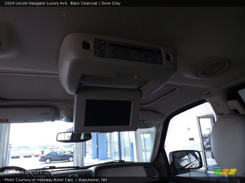 Black Clearcoat / Dove Grey 2004 Lincoln Navigator Luxury 4x4