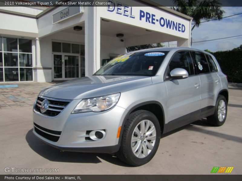 Reflex Silver Metallic / Charcoal 2010 Volkswagen Tiguan S