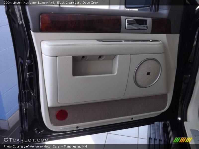 Door Panel of 2004 Navigator Luxury 4x4