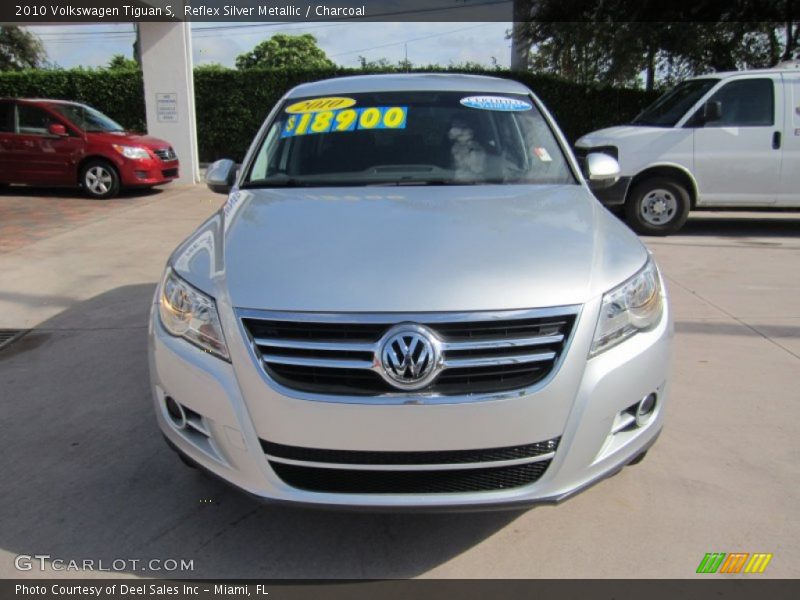 Reflex Silver Metallic / Charcoal 2010 Volkswagen Tiguan S