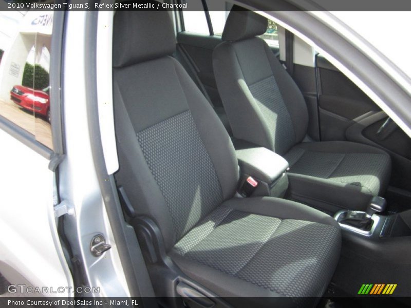 Reflex Silver Metallic / Charcoal 2010 Volkswagen Tiguan S