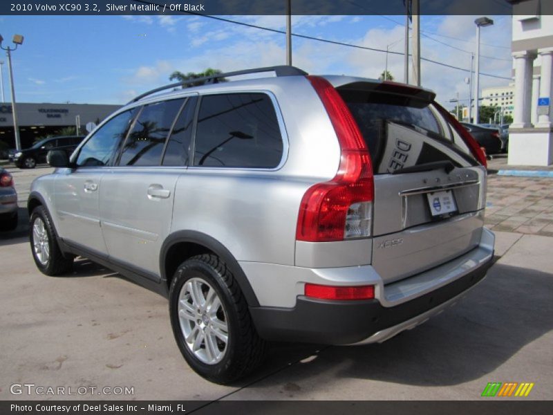 Silver Metallic / Off Black 2010 Volvo XC90 3.2