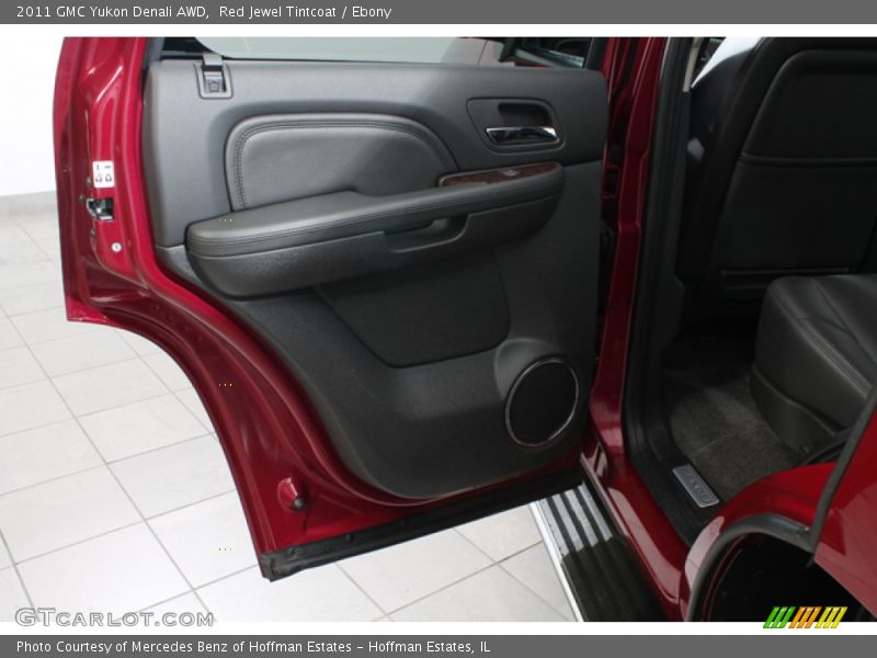 Red Jewel Tintcoat / Ebony 2011 GMC Yukon Denali AWD