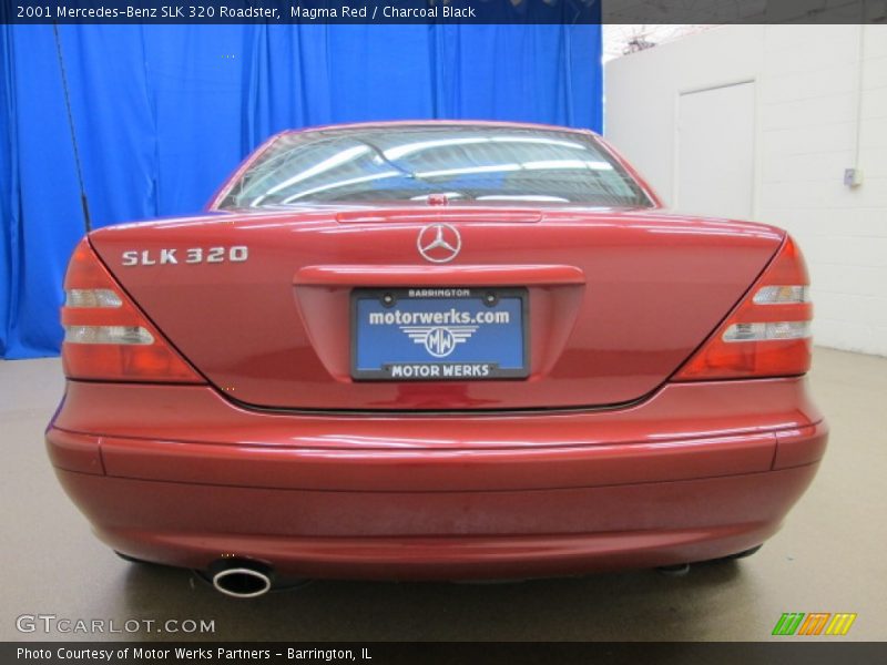 Magma Red / Charcoal Black 2001 Mercedes-Benz SLK 320 Roadster