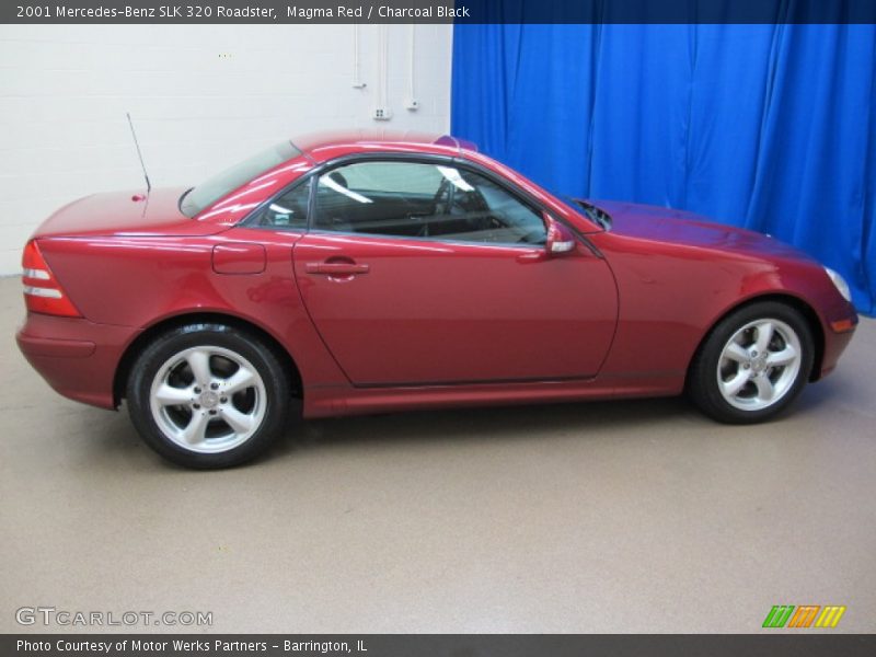 Magma Red / Charcoal Black 2001 Mercedes-Benz SLK 320 Roadster